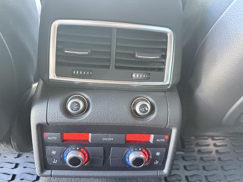 Audi Q7 3.0 180kw - fotka 32 z 37