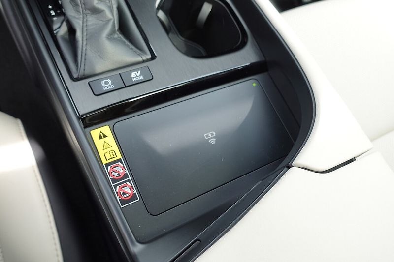 Lexus ES 300h ES300h LIMITED EDITION - fotka 28 z 41