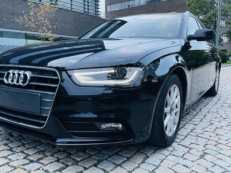 Audi A4 2.0TDI MAN 1MAJITEL VÝHŘEV LED - fotka 41 z 42