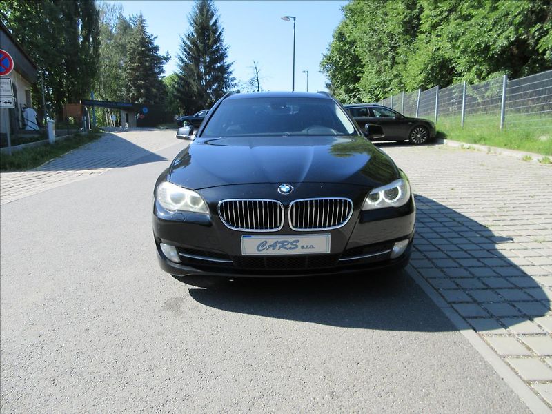 BMW Řada 5 535d xDrive, Panorama, Navi, K - fotka 3 z 34
