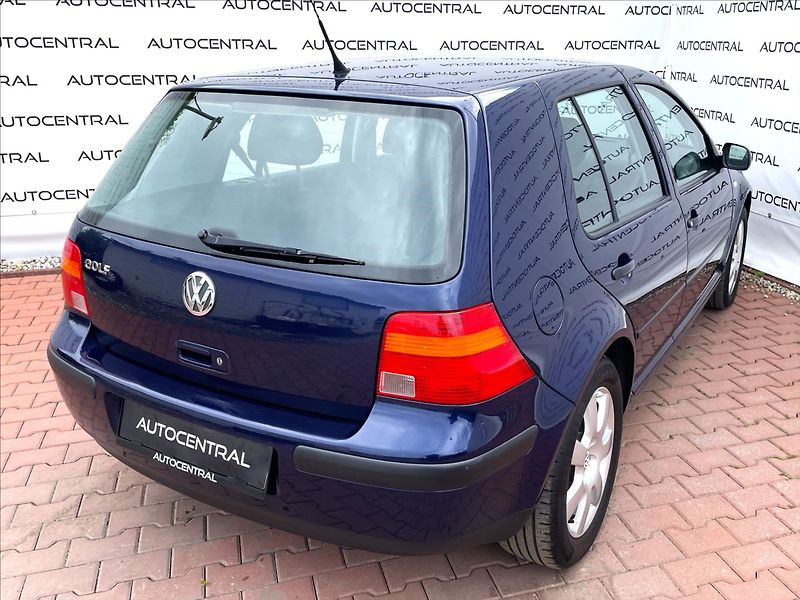 Volkswagen Golf 1,4 i 16v 55kw servis - fotka 9 z 21