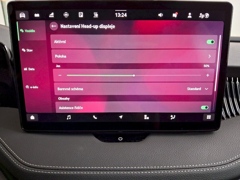 Škoda Superb (2025) iV SportLine DSG 1,5TSi 150kW - fotka 22 z 35