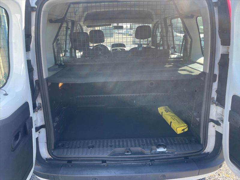 Renault Kangoo 1,5 BdCi 95 Zen - fotka 6 z 11