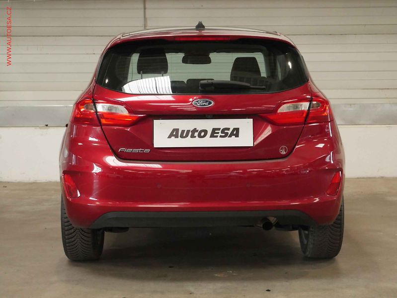 Ford Fiesta (2017) 1.0 EB, Titanium, kamera - fotka 5 z 18