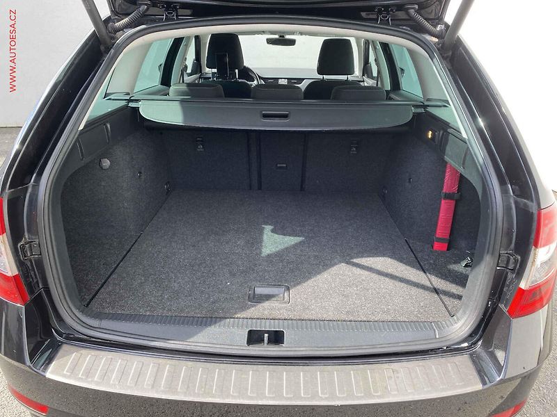 Škoda Octavia (2018) 1.8 TSi, Clever, DSG, kamera - fotka 7 z 18