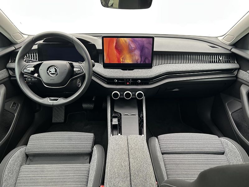 Škoda Superb 1.5 TSI Selection - fotka 5 z 28