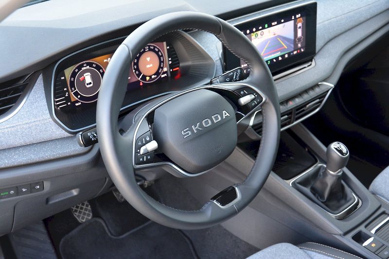 Škoda Octavia (2025) Combi 1.5 TSI 110 kW TOP Selec - fotka 7 z 26