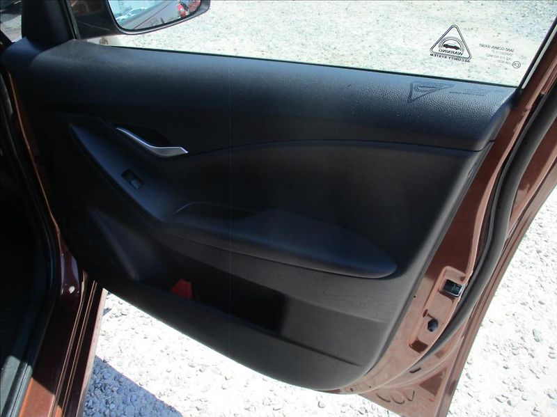 Hyundai ix20 1,6 CVVT, digiklima,servis,CZ, - fotka 10 z 39