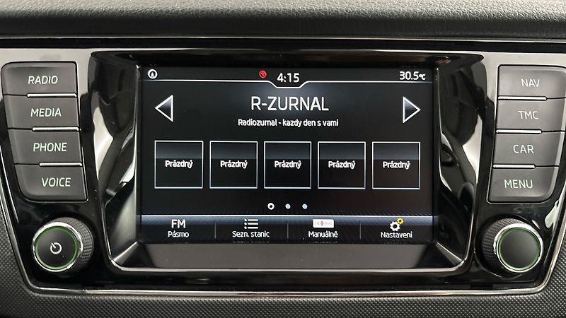 Škoda Fabia 1.0 TSI Ambition Combi - fotka 11 z 24
