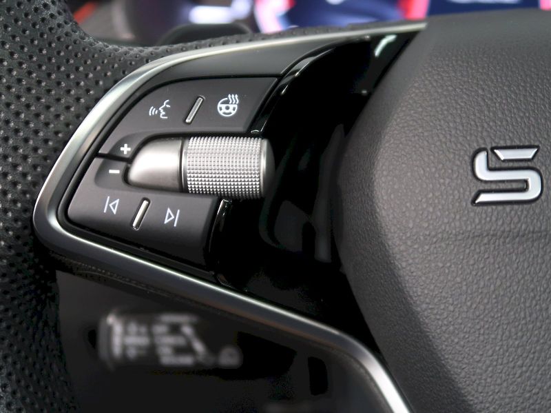 Škoda Scala (2025) MONTE CARLO 1.0TSI 85KW DSG - fotka 18 z 38