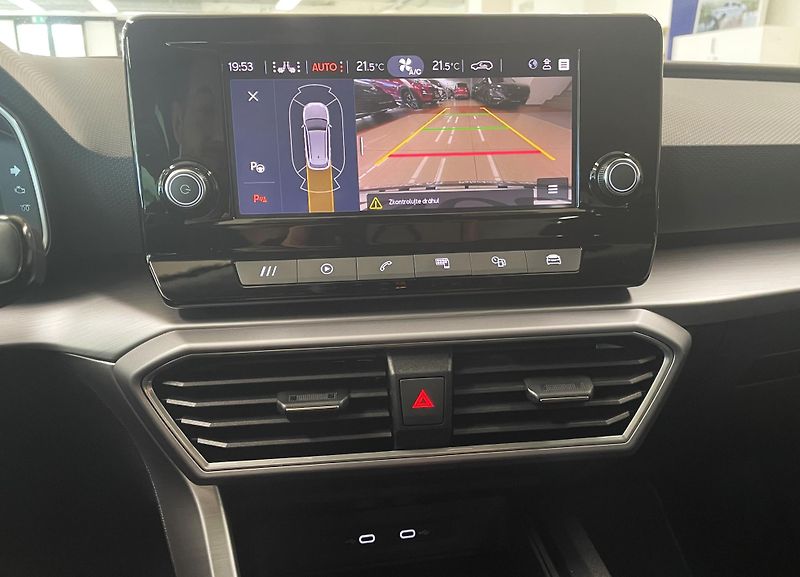 Seat Leon 2.0TDI 110 kW, FR, DSG, ST, ČR - fotka 19 z 27