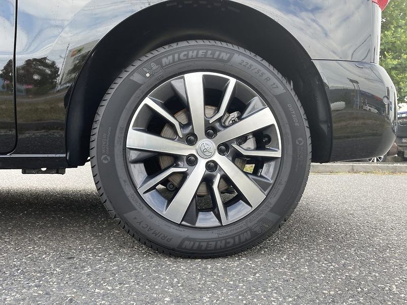 Toyota ProAce Verso 2.2D 6MT 150k ODBĚR IHNED - fotka 11 z 31