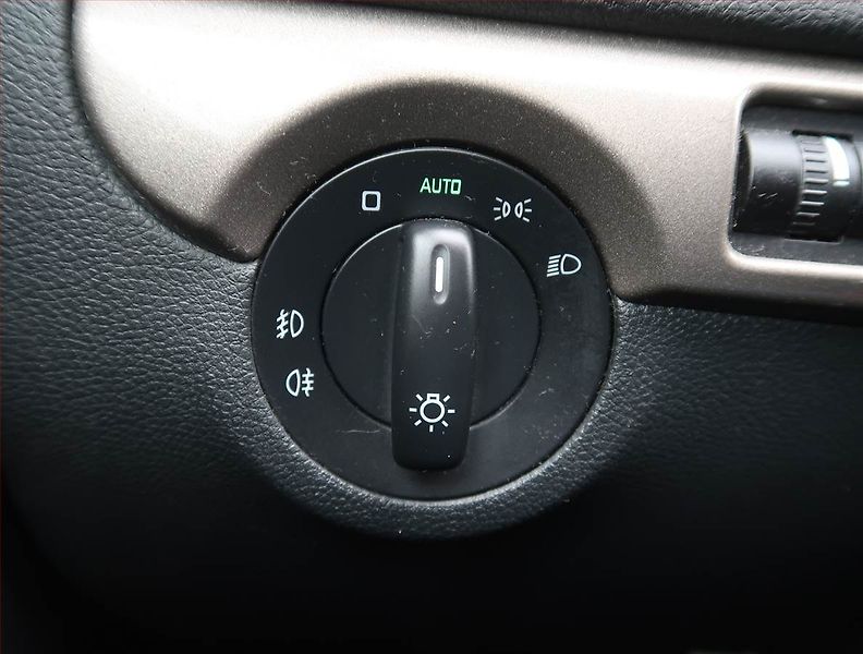 Škoda Yeti (2014) Elegance 2.0 TDI, 4X4 - fotka 18 z 25