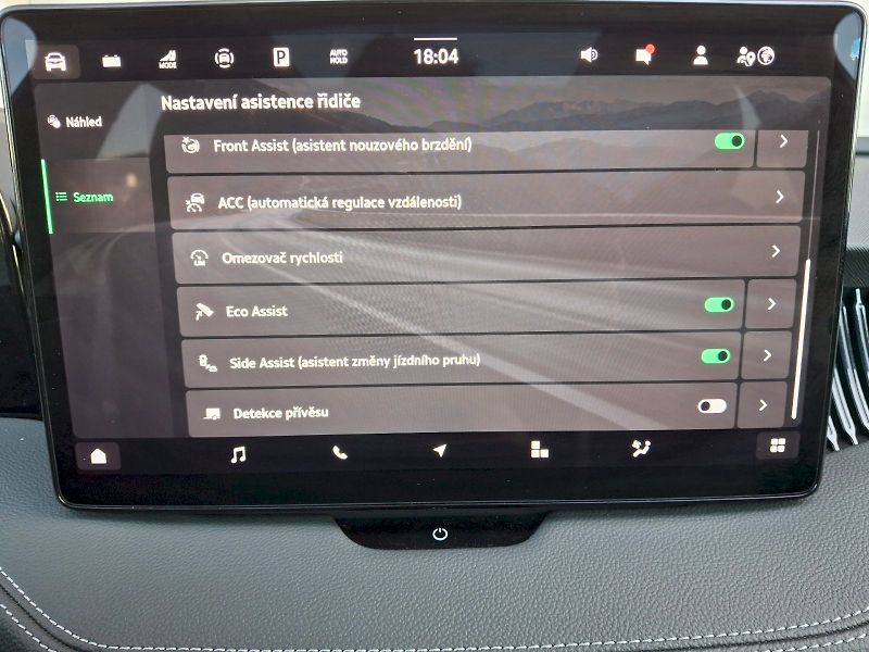 Škoda Superb (2025) Combi iV L&K DSG 1,5TSi 150kW - fotka 20 z 35
