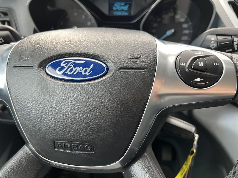 Ford C-MAX 1.6i 16v KLIMA KOUPENO V ČR - fotka 17 z 37
