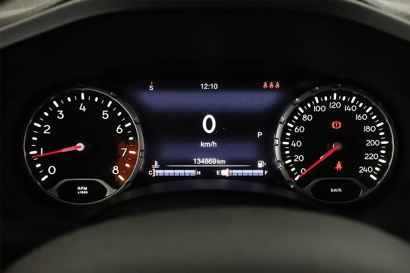 Jeep Renegade (2017) 1.4 MultiAir, 4X4, Automat - fotka 8 z 18