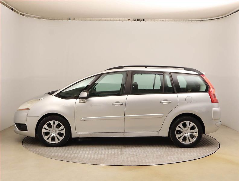Citroën C4 Picasso (2006) 1.6 HDi, 7 míst, po STK, Klima - fotka 3 z 21