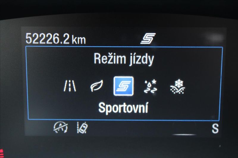 Ford Kuga 1,5 EB  ČR,1.MAJ,TITANIUM,DPH - fotka 19 z 38