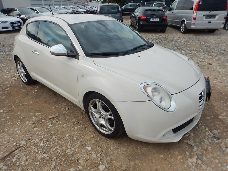 Alfa Romeo MiTo 1.4 T 135, AUTOMAT, KLIMA - fotka 4 z 26