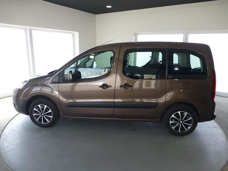 Peugeot Partner Tepee (2013) 1,6HDI*KLIMATIZACE - fotka 9 z 22