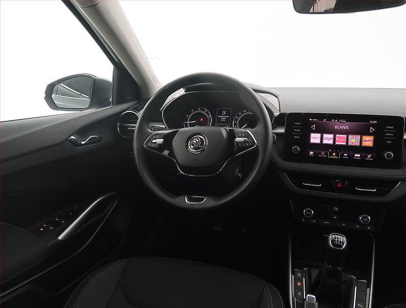 Škoda Fabia (2023) Style 1.0 TSI, Serv.kniha - fotka 7 z 19