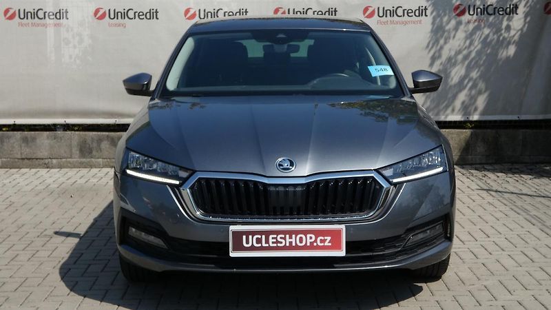 Škoda Octavia 2,0 TDI 85kW Fresh - fotka 2 z 23