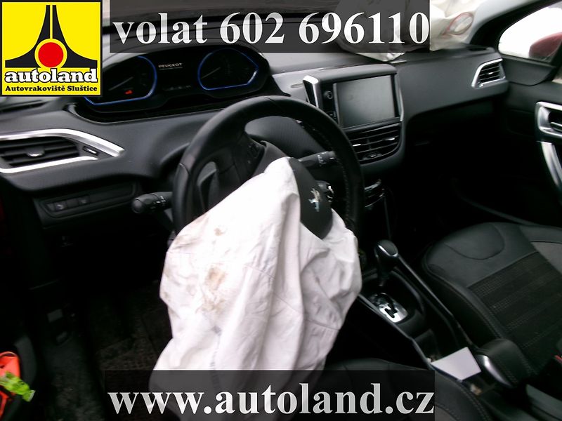 Peugeot 2008 (2015) VOLAT 602 696110 - fotka 7 z 9