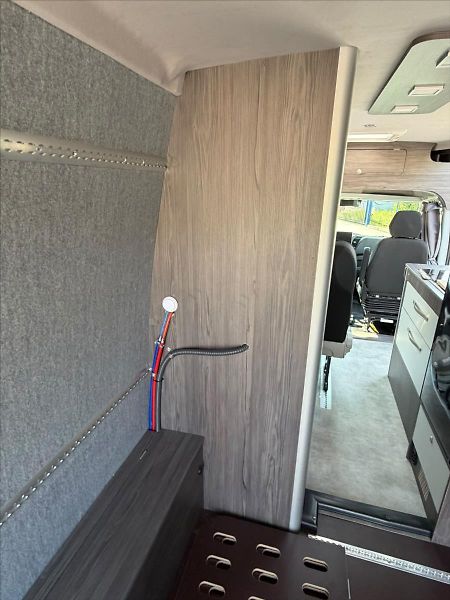 Iveco Daily 3,0 35C21HA8V 16m3 - fotka 35 z 46