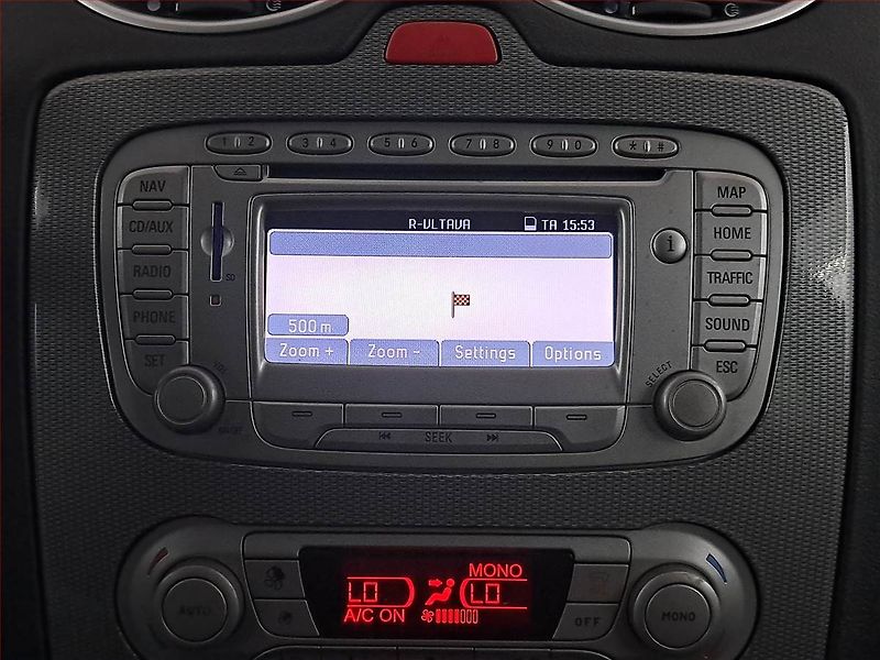 Ford Focus (2008) 1.8 TDCi, nová STK, rezervace - fotka 13 z 18