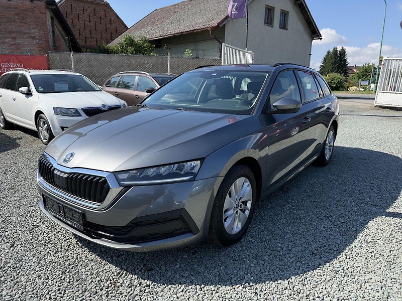 Škoda Octavia 2.0 TDI DSG AMBITION ACC - fotka 3 z 13