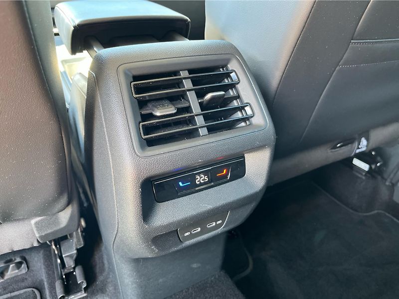 Volkswagen Tayron Life 2.0 TDI 142 kW DSG 4 Moti - fotka 23 z 30