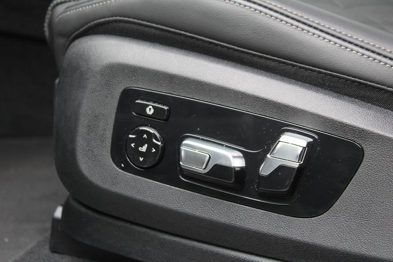 BMW X5 X5 xDrive40d, 1.majitel, CZ - fotka 25 z 28