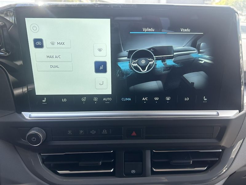 Volkswagen Caravelle 2.0TDI 110kW - fotka 22 z 27