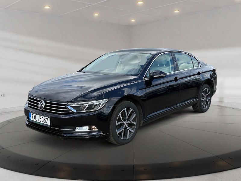 Volkswagen Passat (2019) COMFORTLINE 2.0TDI 110kW CZ  - fotka 1 z 11