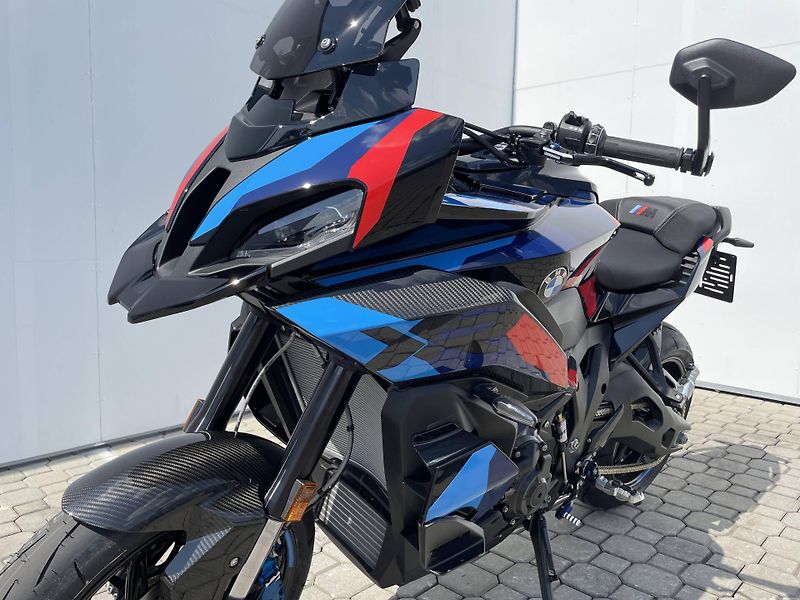 BMW M 1000 XR - fotka 8 z 12