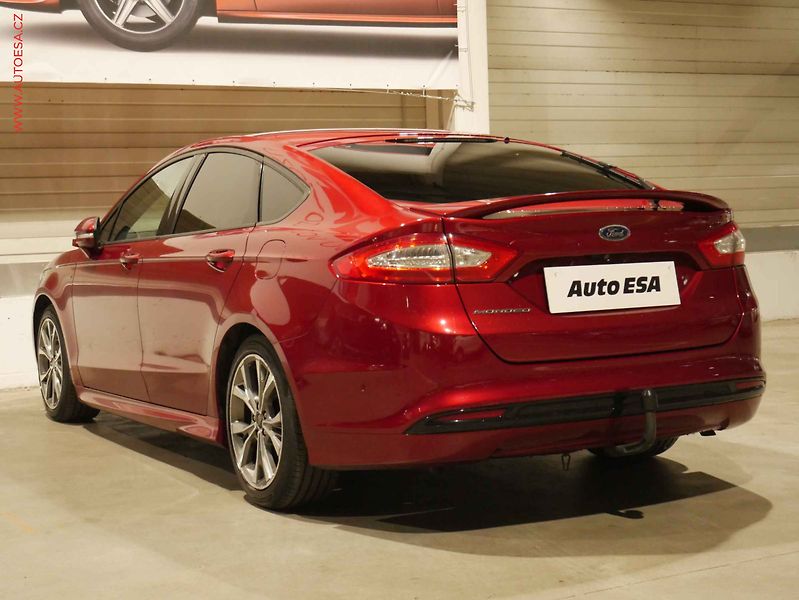 Ford Mondeo (2017) 2.0 TDCi, 2.maj, LED, navi - fotka 4 z 22