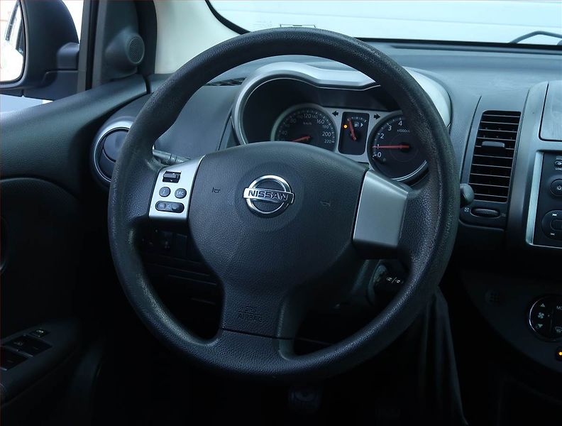 Nissan Note (2006) 1.4, servisované - fotka 18 z 18