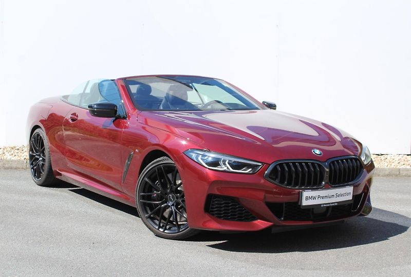 BMW Řada 8 840i xDrive Convertible - fotka 7 z 27