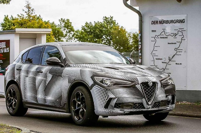Alfa Romeo Stelvio Quadrifoglio na Nürburgringu.