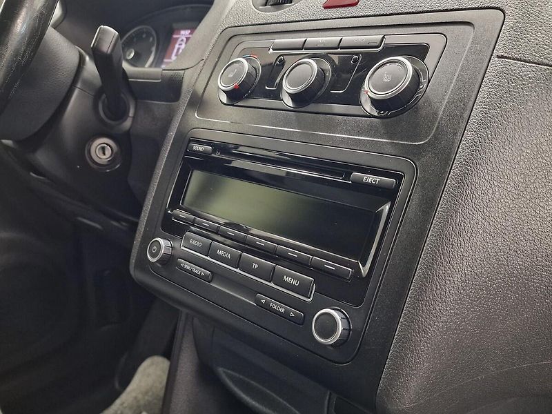 Volkswagen Caddy (2015) 2.0 Maxi CNG MAN 2015 | Záruka - fotka 25 z 53