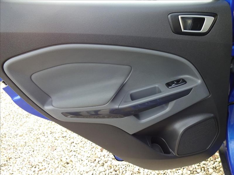 Ford EcoSport 1.0 EcoBoost 92kW - fotka 23 z 51