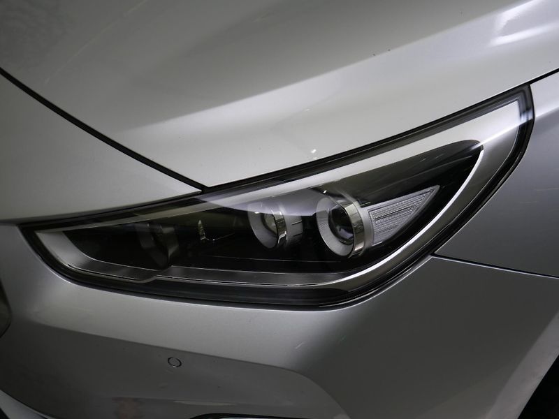 Hyundai i30 - fotka 9 z 26