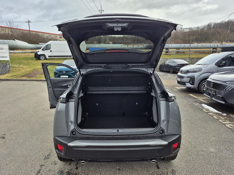 Peugeot 2008 (2026)  ALLURE Hybrid 145 e-DCS6 - fotka 11 z 22