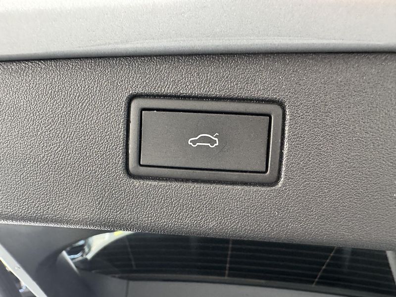 Volkswagen Tiguan (2024) 2,0TSI R DSG 4M TAŽNÉ LED ACC - fotka 24 z 43