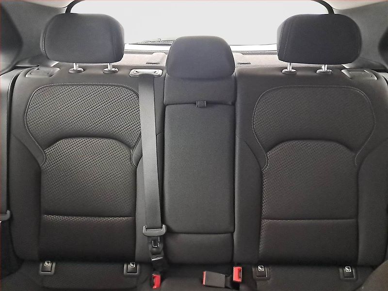 Hyundai i30 (2018) 1.4 T-GDI, Serv.kniha - fotka 10 z 19