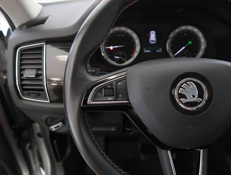 Škoda Kodiaq (2019) Style Plus 2.0 TDI 4x4 - fotka 19 z 30