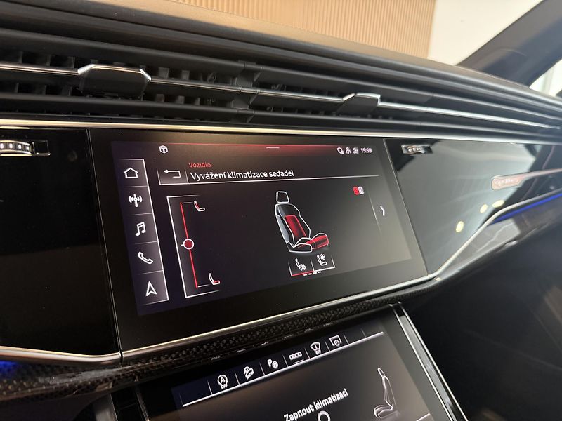Audi SQ7 TDI V8 B&O 7míst Laser Carbon - fotka 36 z 49