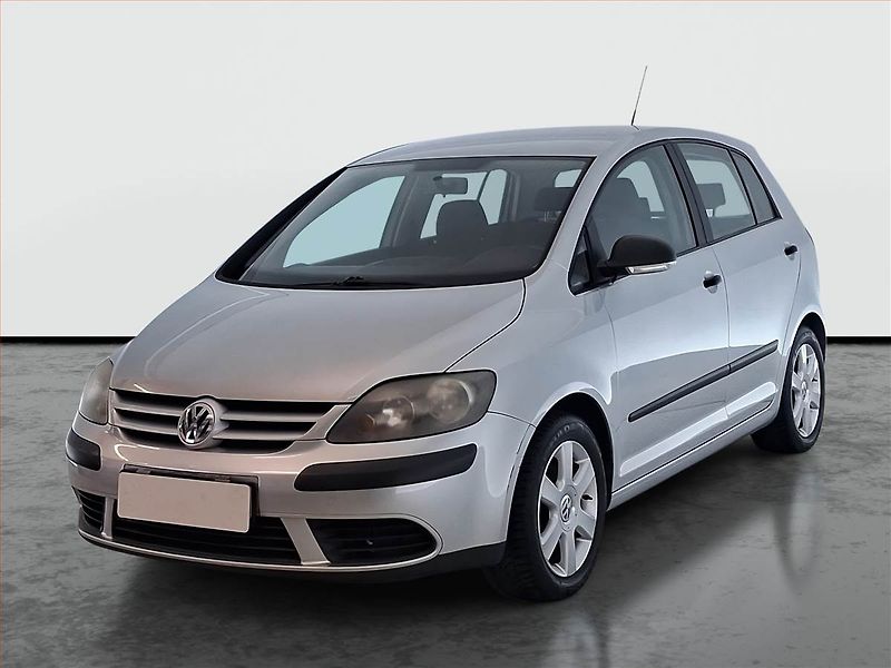 Volkswagen Golf Plus (2007) 1.6, rezervace - fotka 2 z 17