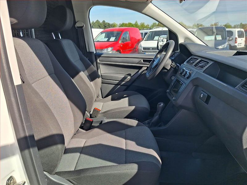 Volkswagen Caddy (2019) 2.0 TDI, ČR, DPH - fotka 7 z 17