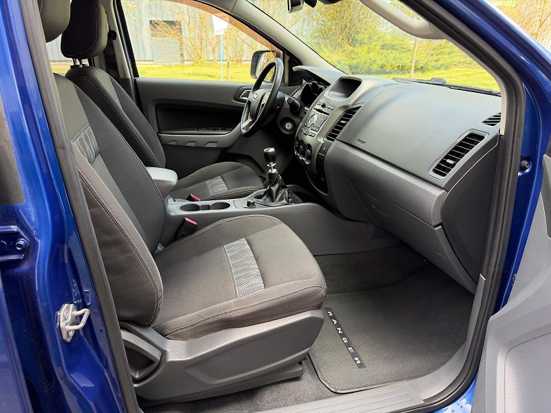 Ford Ranger 2,2 TDCI 4WD  - fotka 23 z 28